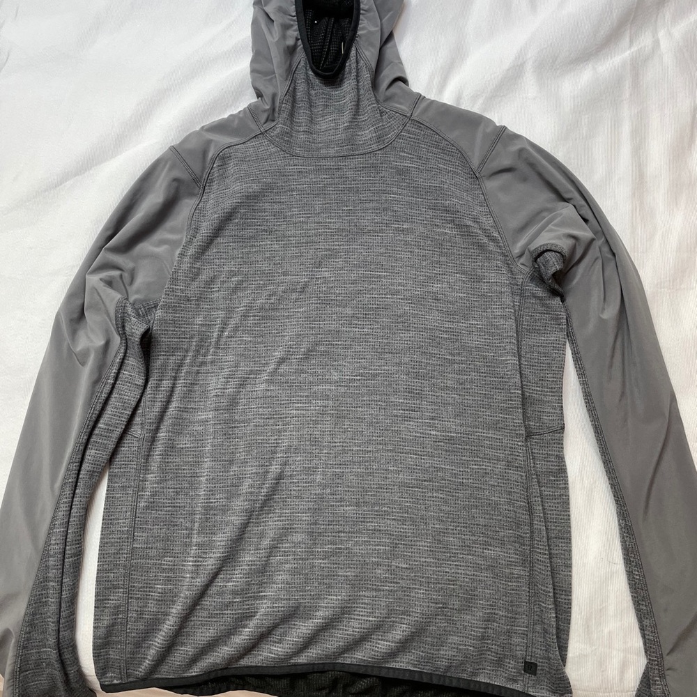 Like new Lululemon Lab light pullover